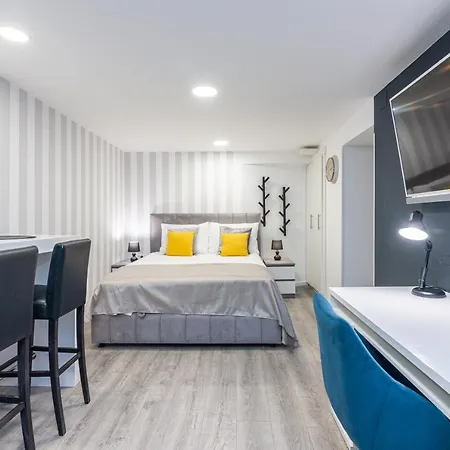 Small, Sweet & Cosy Apartments Rijeka Buitenkant foto
