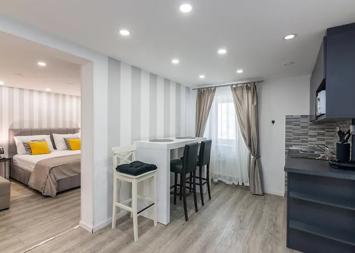 Small, Sweet & Cosy Apartments