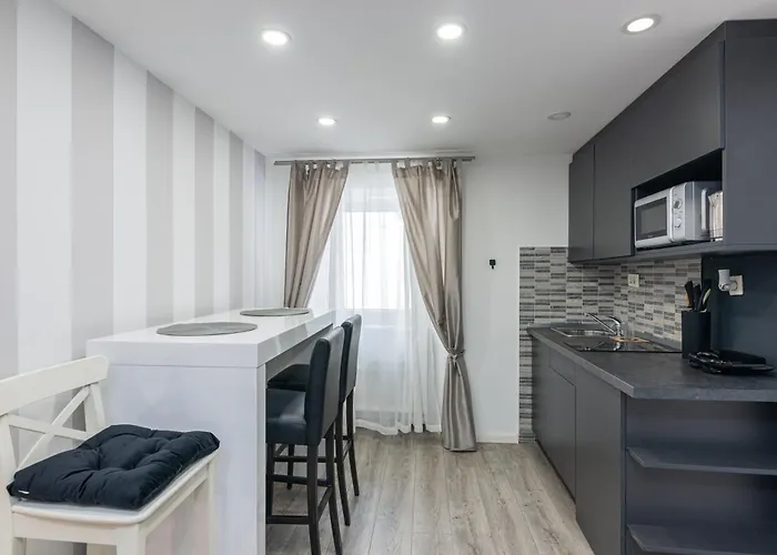 Small, Sweet & Cosy Apartments